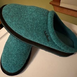 LLBean slippers - Teal size 9 - like new!